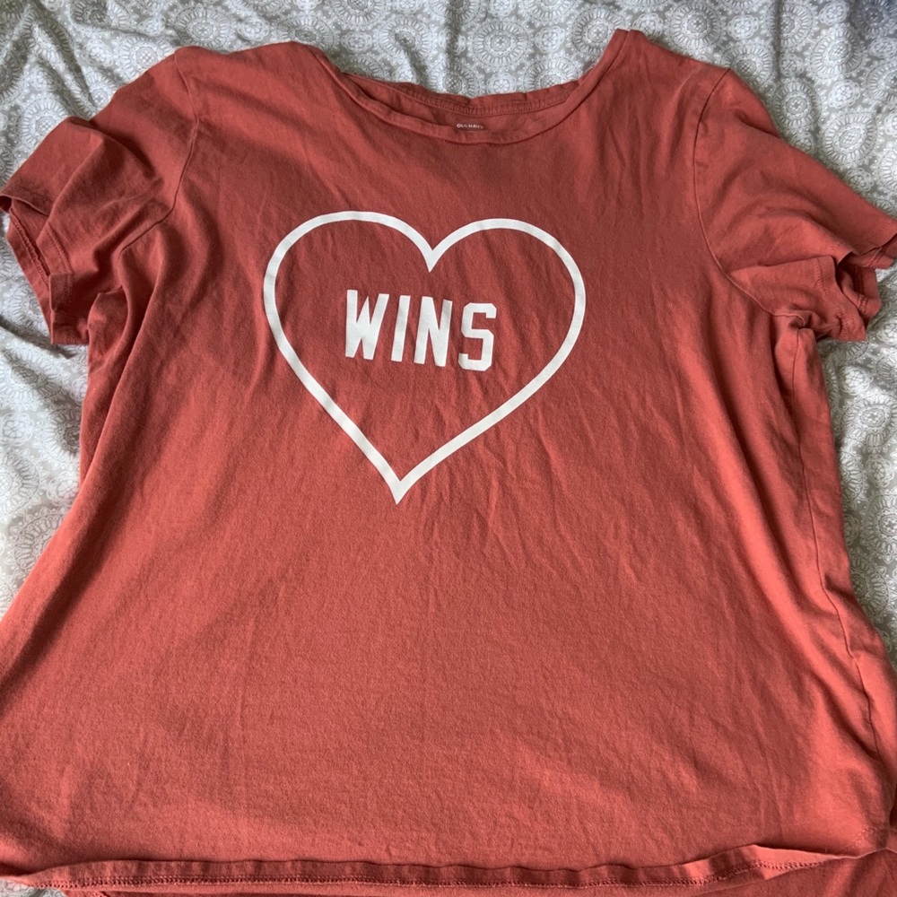 Old navy t shirt
